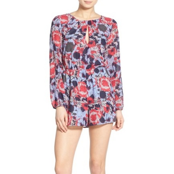 Leith | Floral Cold-Shoulder Keyhole Romper - Picture 6 of 8